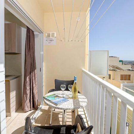 Summer Breeze Comfort Sunny Apartments Close To The Sandy Beaches - By Getawaysmalta Mellieħa Exterior foto