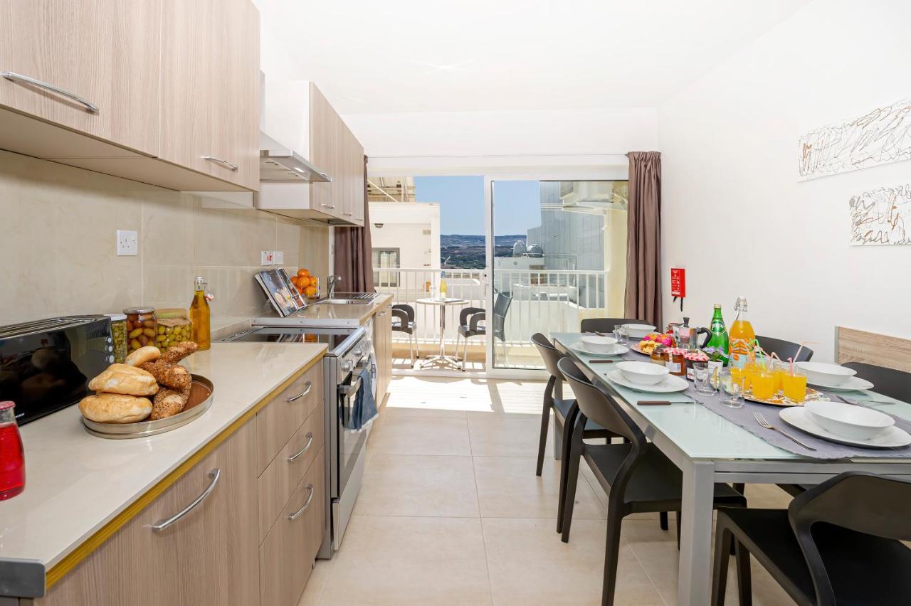Summer Breeze Comfort Sunny Apartments Close To The Sandy Beaches - By Getawaysmalta Mellieħa Exterior foto